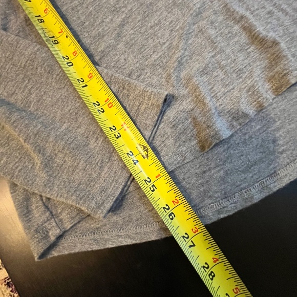 A New Day Light Gray V-neck Henley long sleeve tee w/roll up tabs - Picture 15 of 15